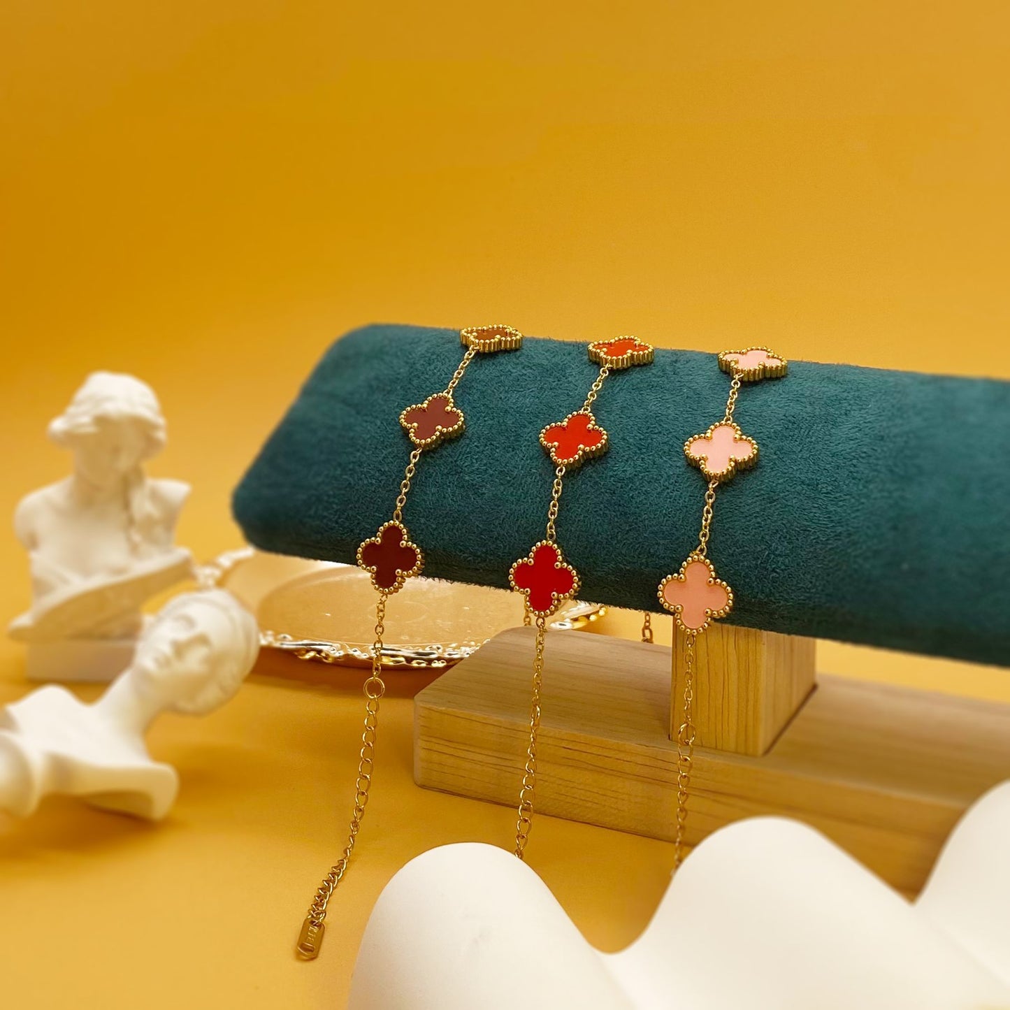 Gold-plated Clover Charm Set