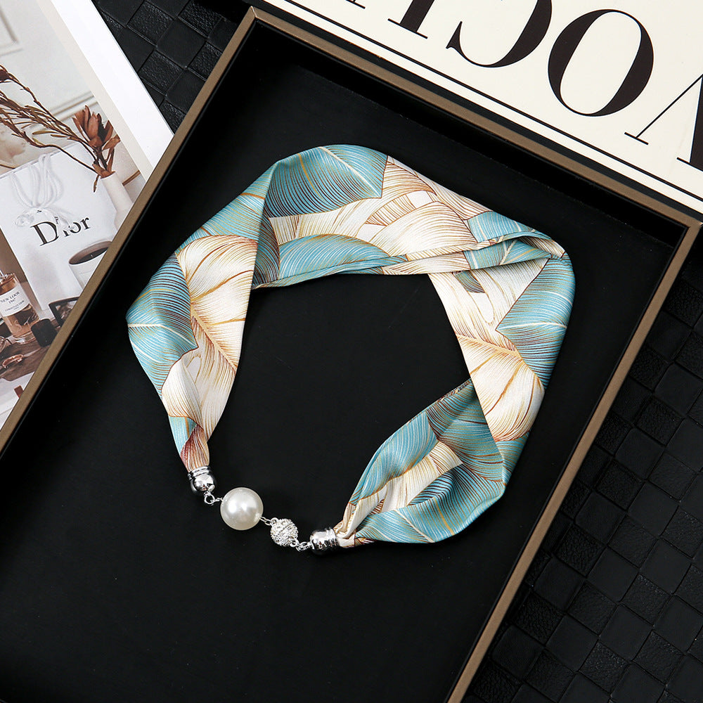 Pearl Bloom Scarfette