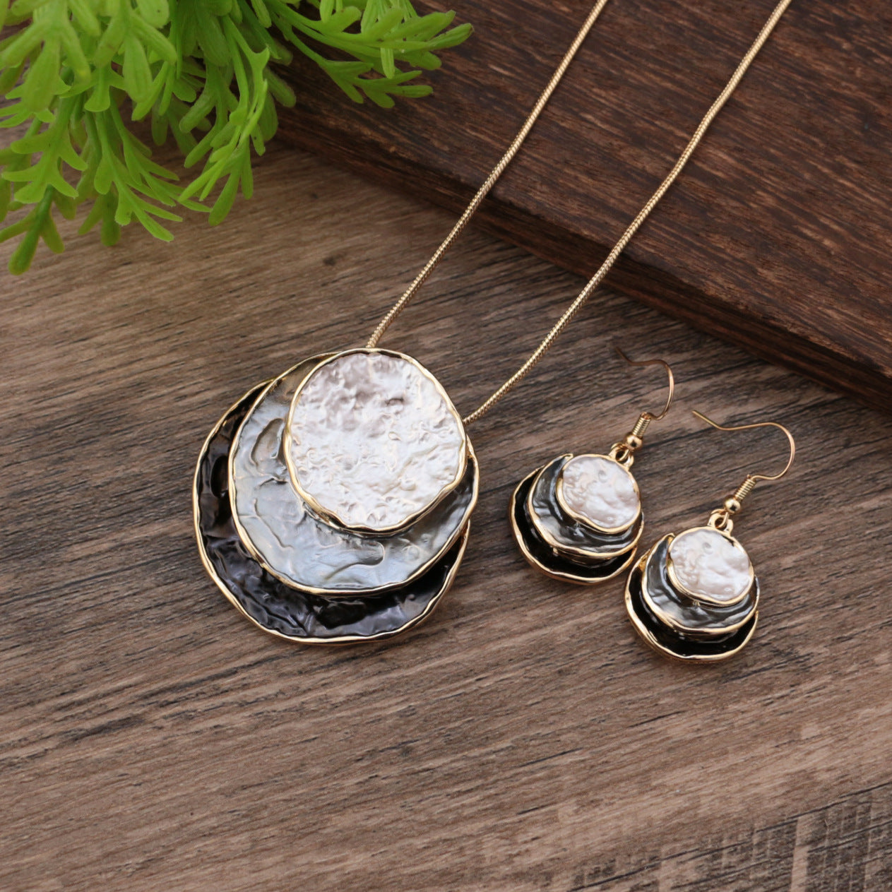 Abstract Multi-Tone Pendant & Earring Set