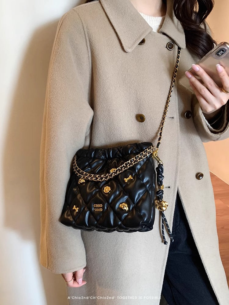 Quilted Icon Puppy Pouch