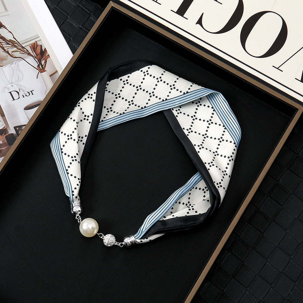 Pearl Bloom Scarfette