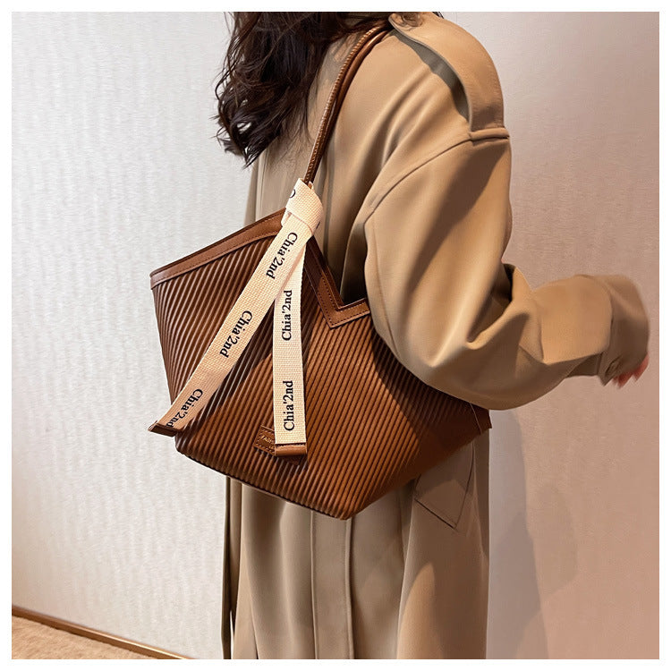 Harmonic Pleat Urban Tote