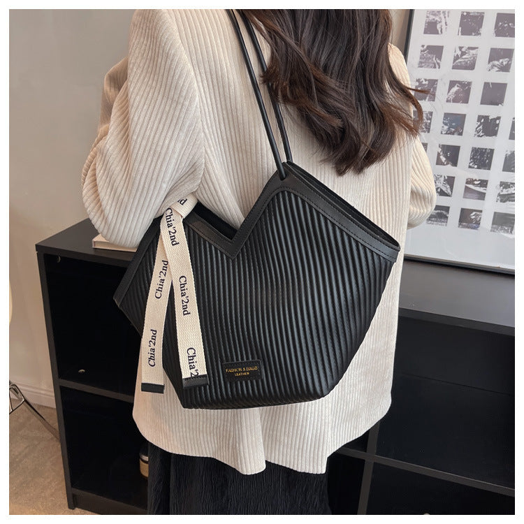 Harmonic Pleat Urban Tote