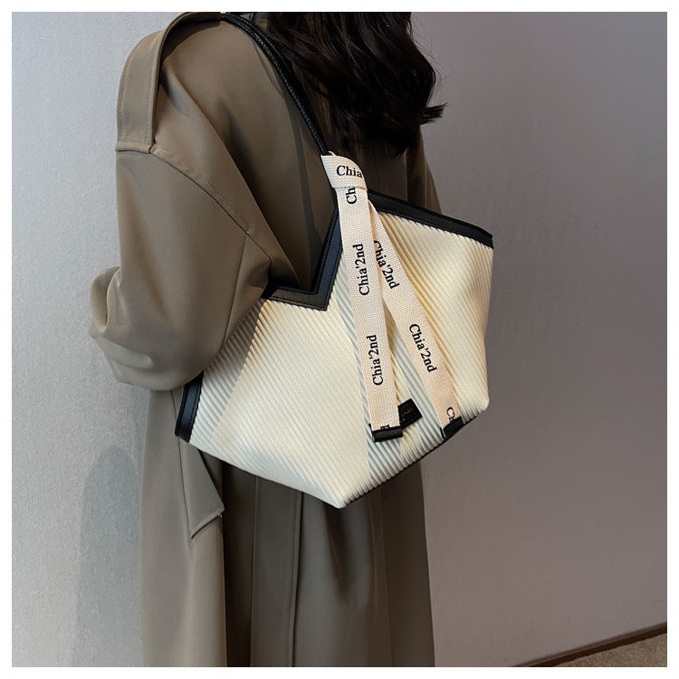 Harmonic Pleat Urban Tote