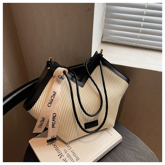 Harmonic Pleat Urban Tote