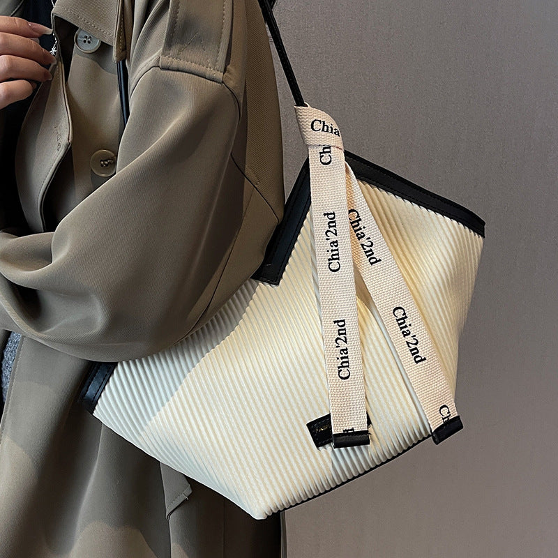 Harmonic Pleat Urban Tote