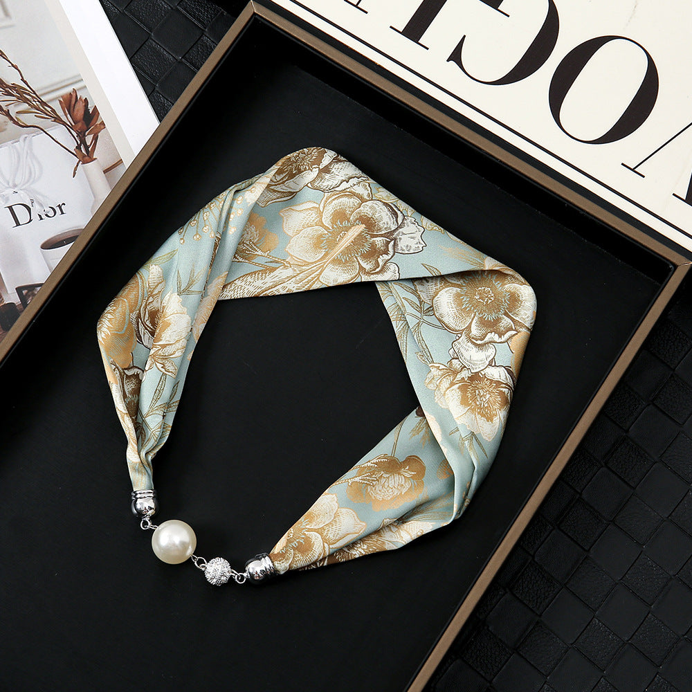 Pearl Bloom Scarfette
